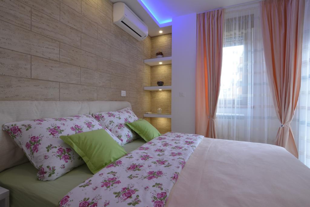 Vesna Apartment Belgrado Buitenkant foto